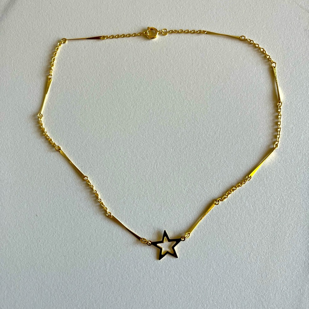 Gold Star choker necklace